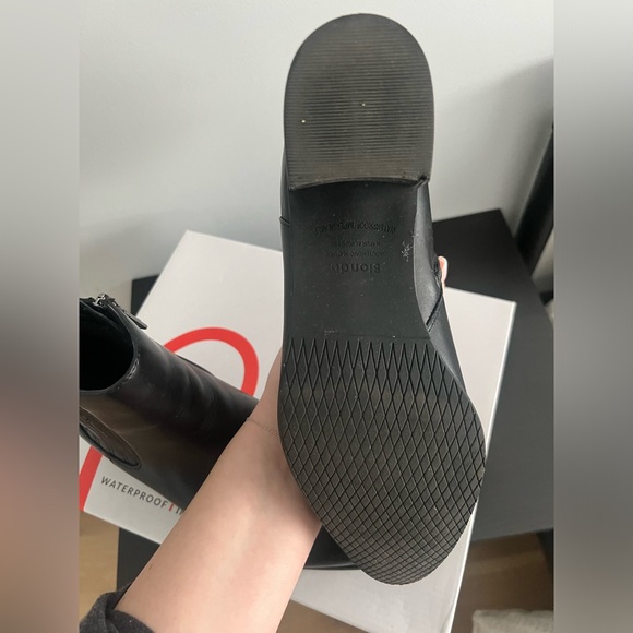 Blondo Elvina Waterproof Black Leather Bootie - Picture 7 of 8